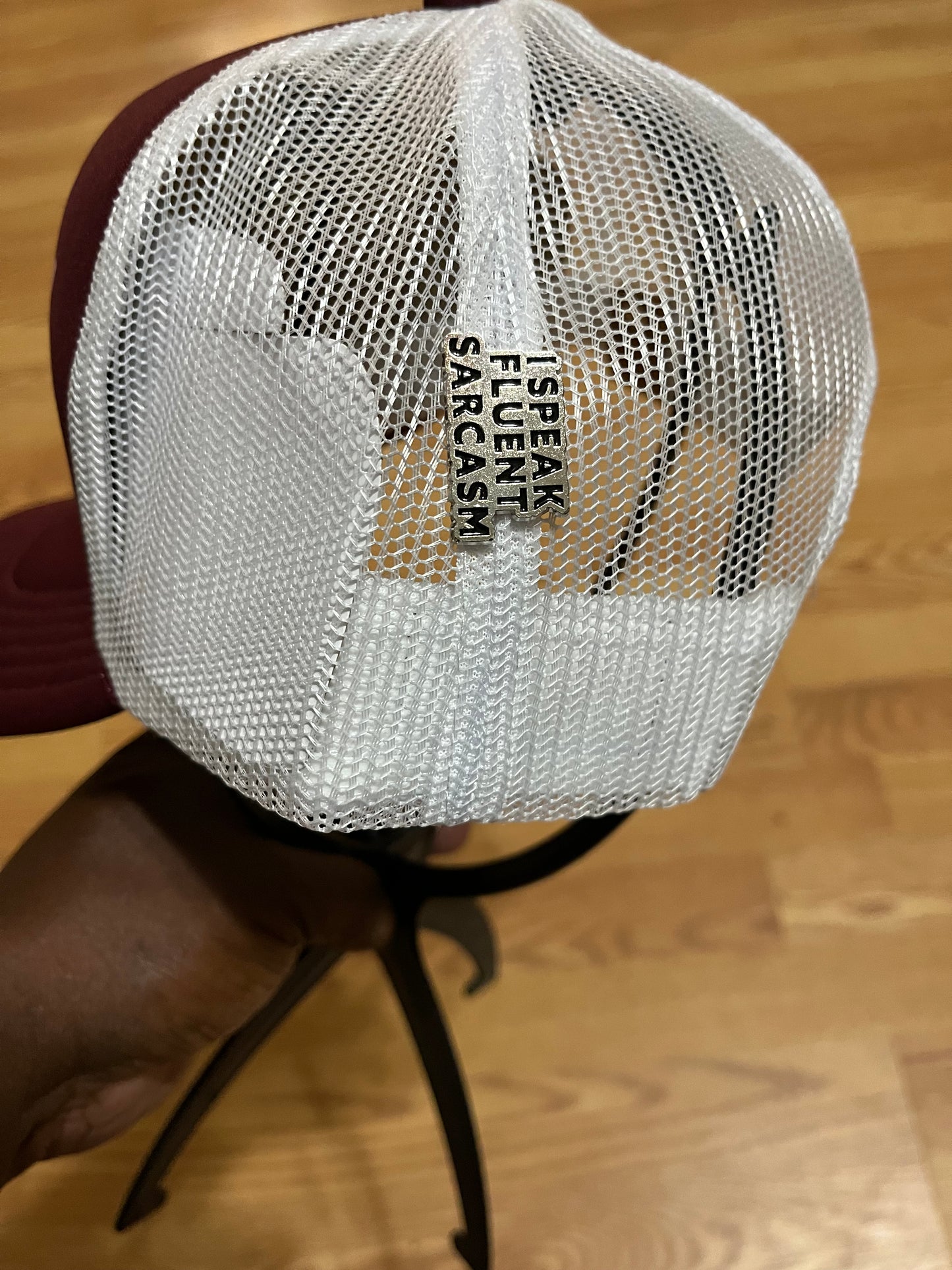 Pettieologist Burgundy/Wht
