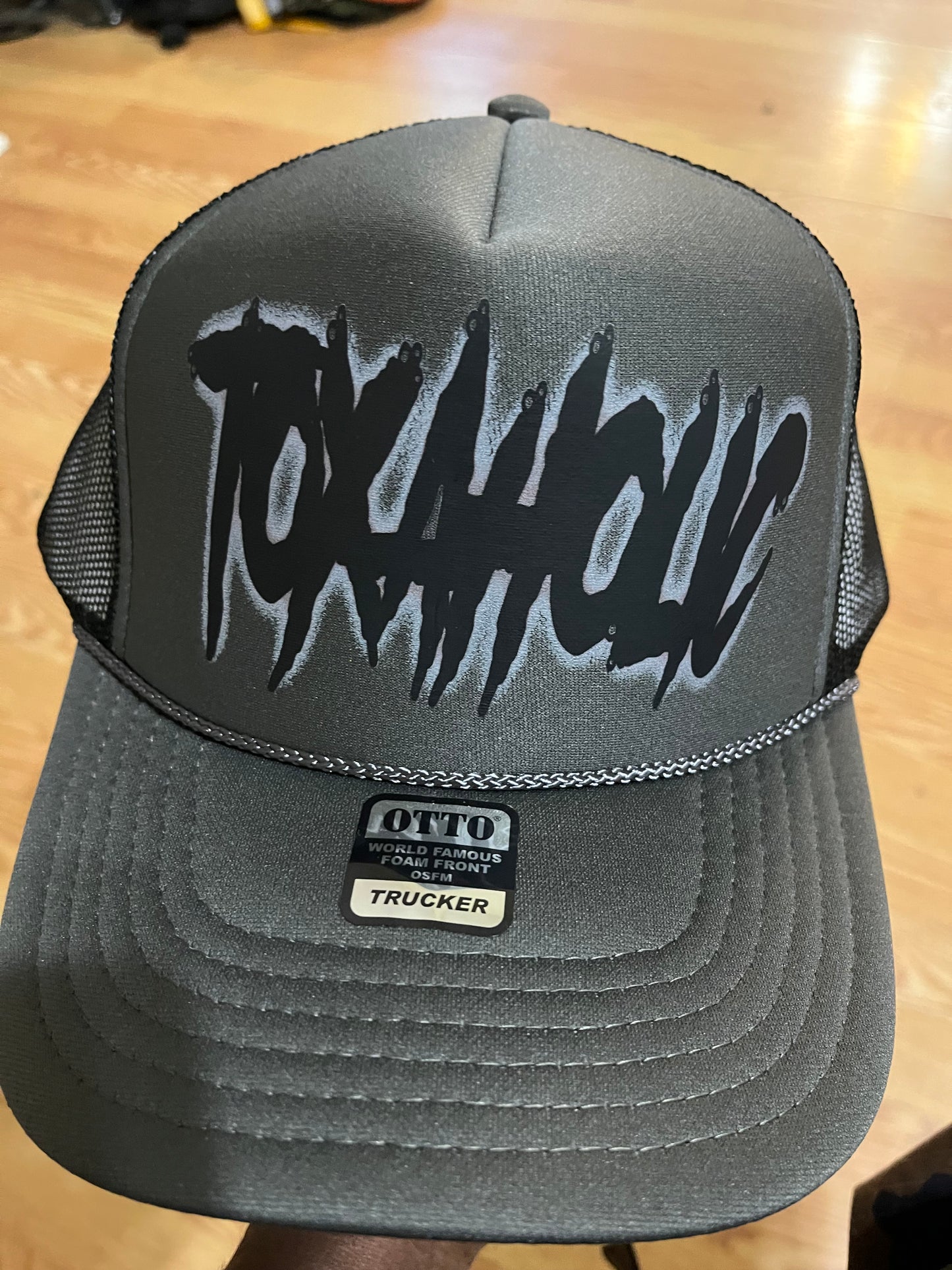 Toxaholic Grey/Blk